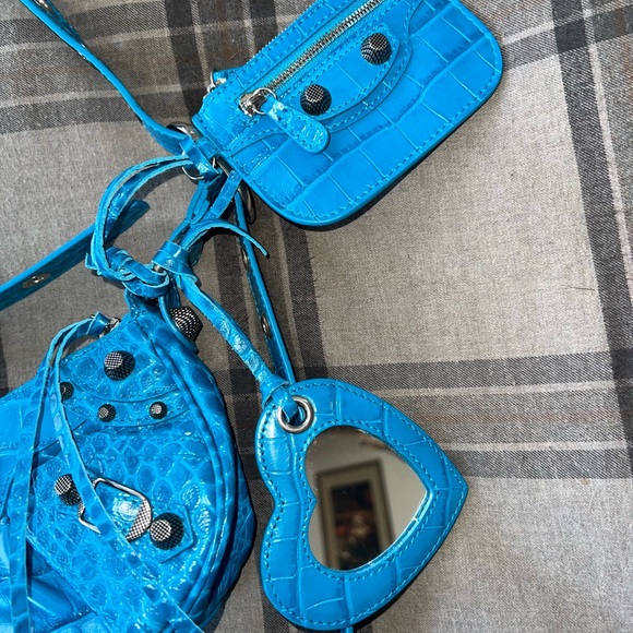 Balenciaga blue croc Le Cajole xs with chain wallet & mirror - Picture 3 of 5